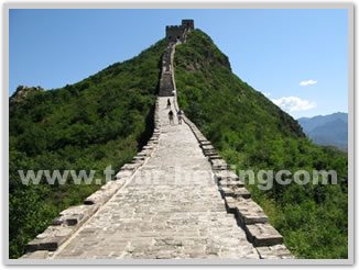 Simatai Great Wall One Day Bus Tour
